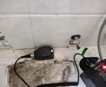 银州屋顶漏水维修公司分享下卫生间漏水的危害及解决方法